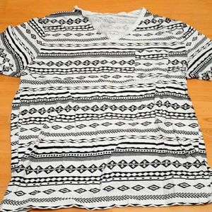 Patterned T-Shirt with pocket